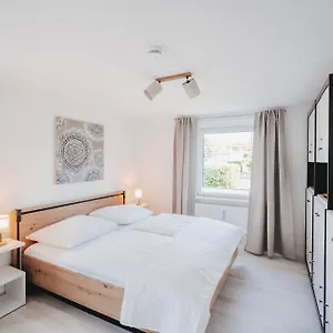  Apartment Lu